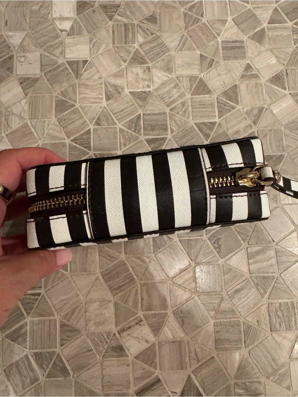 henri bendel euc henri